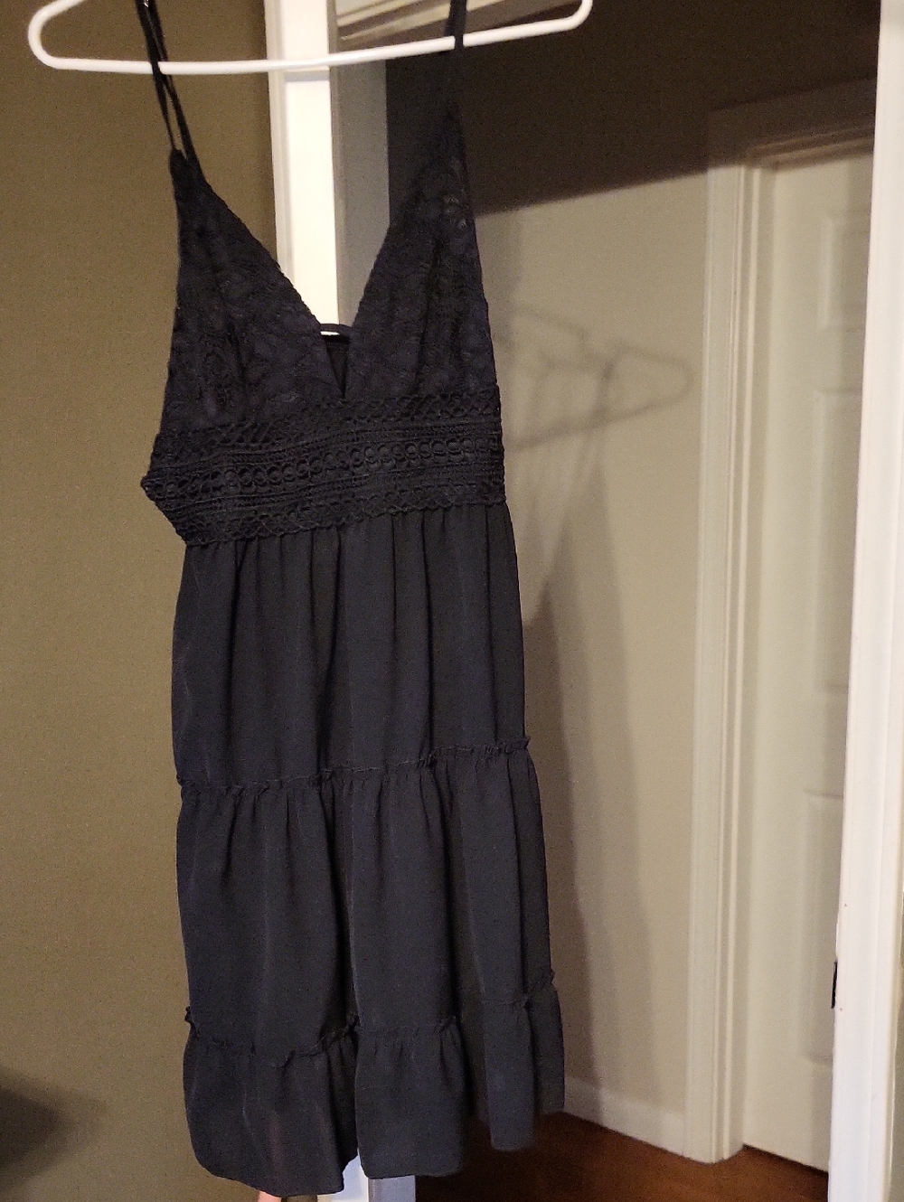 Black Lace Bodice Tiered Spaghetti Strap Dress